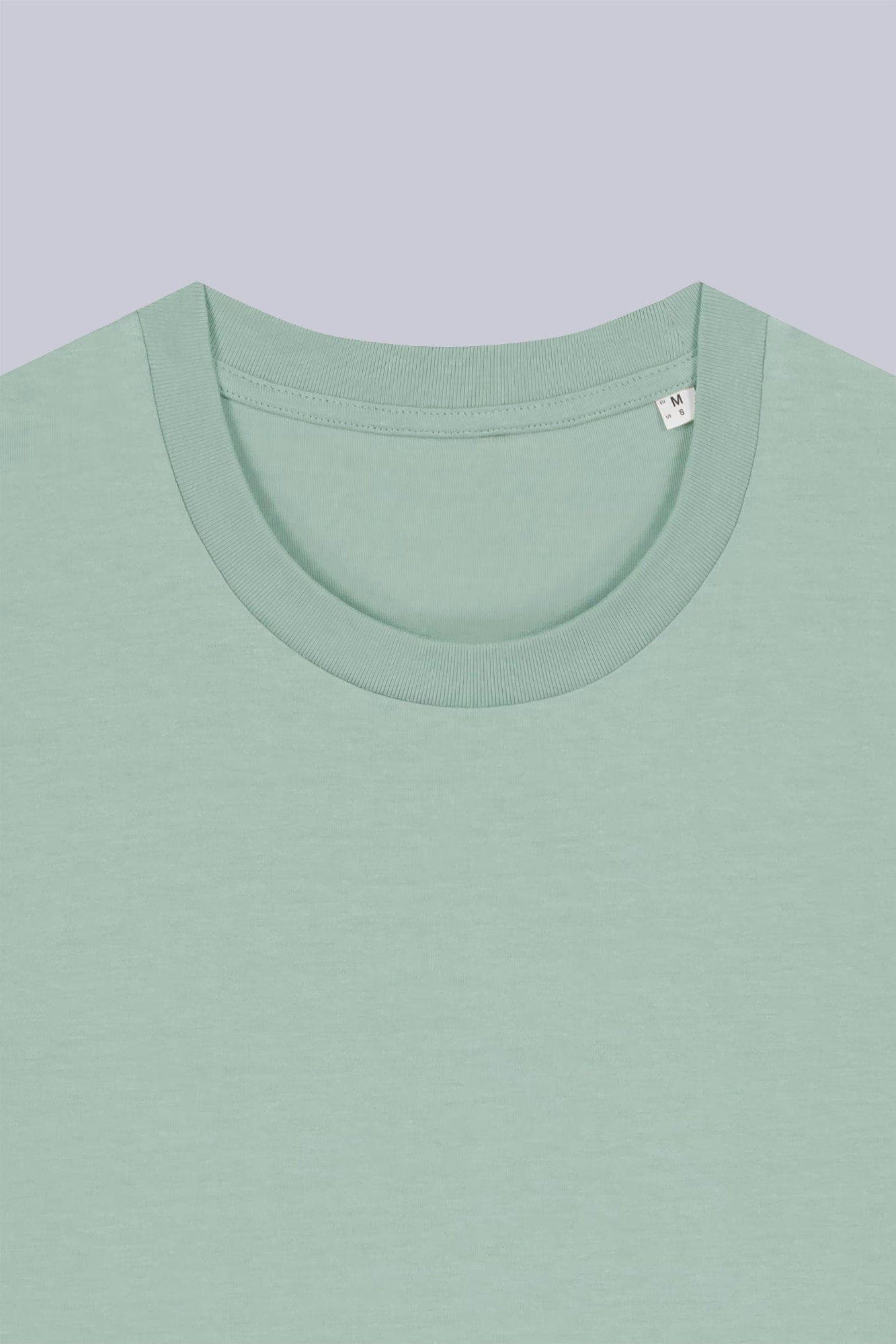 T-shirt classica in cotone organico Verde salvia e aloe still life dettaglio di Farway Milano