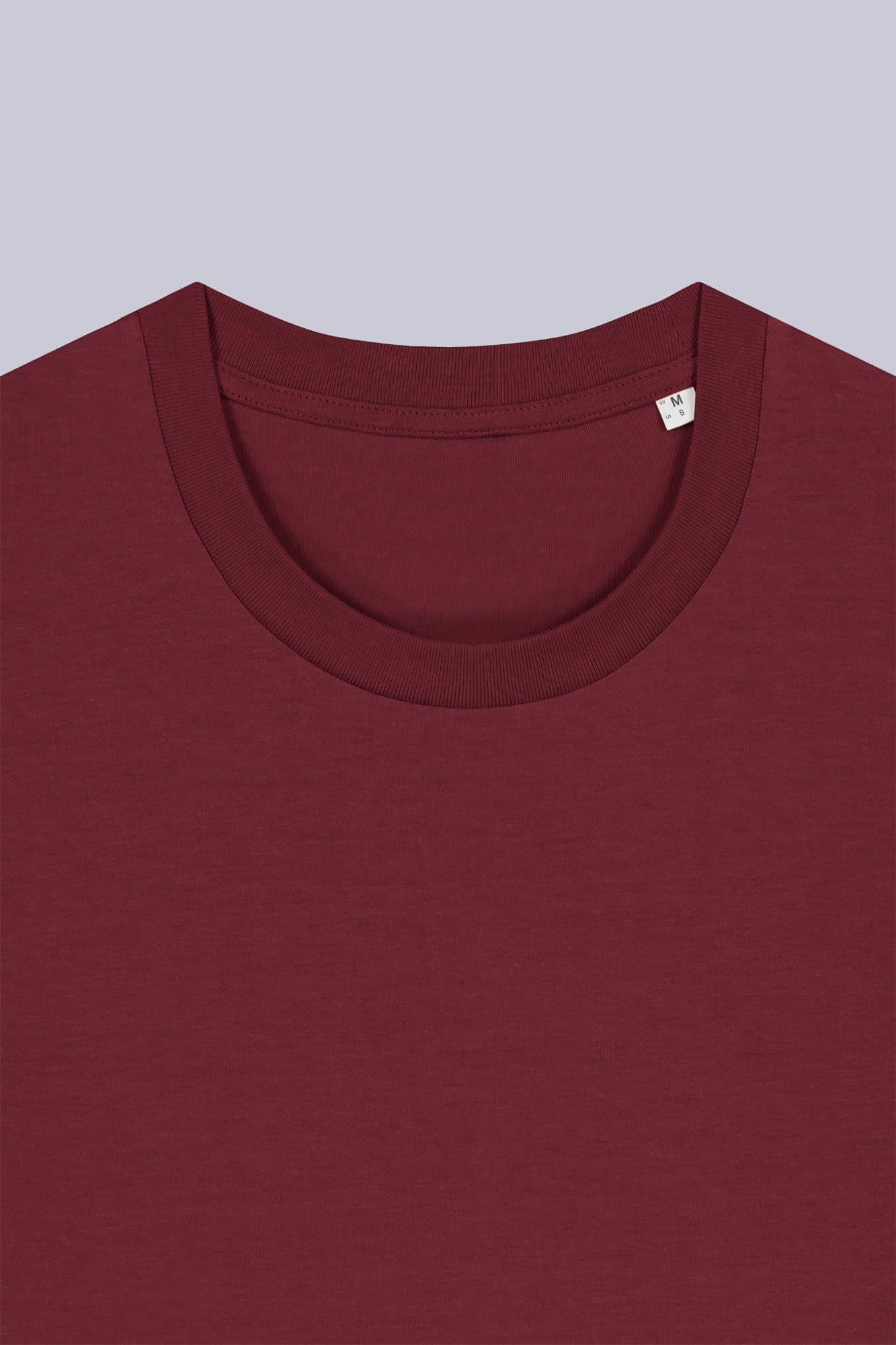 T-shirt classica in cotone organico Bordeaux e mattone still life dettaglio di Farway Milano